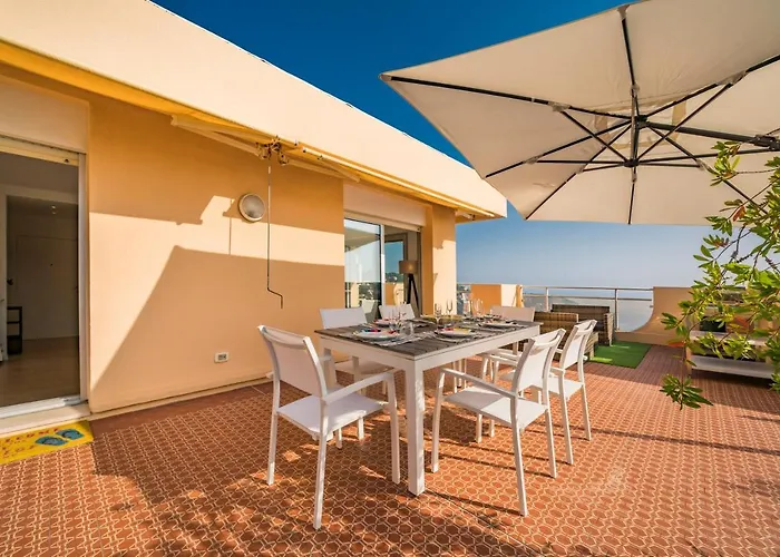 Baie Roquebrune - Vue Mer - Parking - Aj